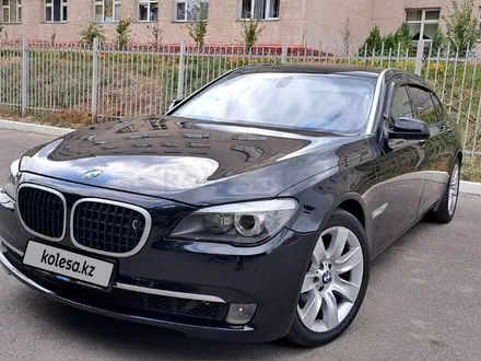 BMW 750 2008 года за 7 300 000 тг. в Алматы – фото 2