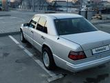 Mercedes-Benz E 280 1995 года за 2 000 000 тг. в Талдыкорган