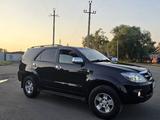 Toyota Fortuner 2007 года за 7 500 000 тг. в Петропавловск