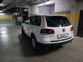 Volkswagen Touareg 2007 года за 6 700 000 тг. в Алматы – фото 4