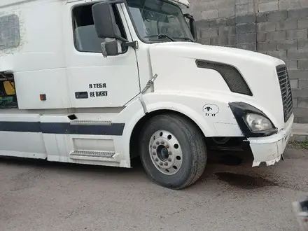 Volvo 2001 года за 9 000 000 тг. в Актобе – фото 2