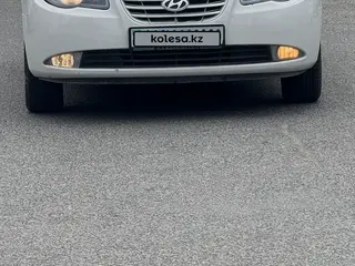 Hyundai Elantra, 2010