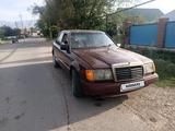 Mercedes-Benz E 200 1991 года за 900 000 тг. в Алматы – фото 2