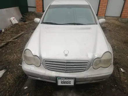 Mercedes-Benz C 200 2000 года за 2 100 000 тг. в Костанай