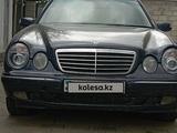 Mercedes-Benz E 320 1999 годаүшін3 400 000 тг. в Алматы – фото 2