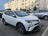 Toyota RAV4 2018 года за 13 700 000 тг. в Талдыкорган