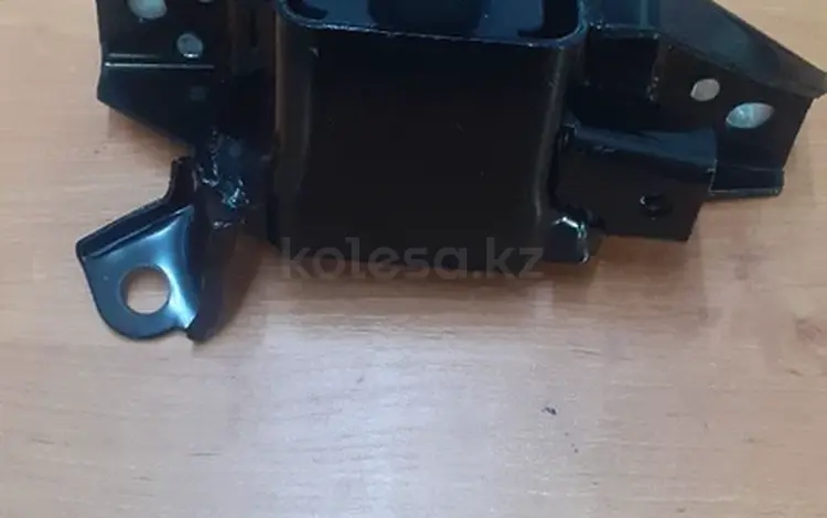 Подушка двигателя левая КПП за 22 000 тг. в Алматы