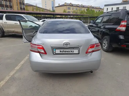 Toyota Camry 2010 года за 7 000 000 тг. в Актобе – фото 12