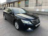 Toyota Camry 2013 года за 9 500 000 тг. в Алматы – фото 2