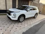 Mitsubishi Outlander 2022 года за 14 700 000 тг. в Шымкент