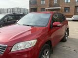Toyota RAV4 2012 года за 7 800 000 тг. в Актобе
