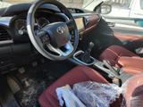 Toyota Hilux 2024 года за 19 600 000 тг. в Актау – фото 2