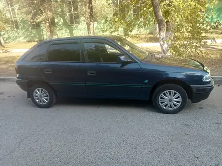 Opel Astra 1994 года за 2 100 000 тг. в Актобе – фото 3