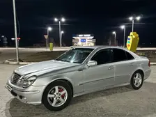 Mercedes-Benz E-Class, 2003