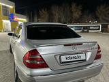 Mercedes-Benz E 240 2003 годаүшін4 800 000 тг. в Костанай – фото 5