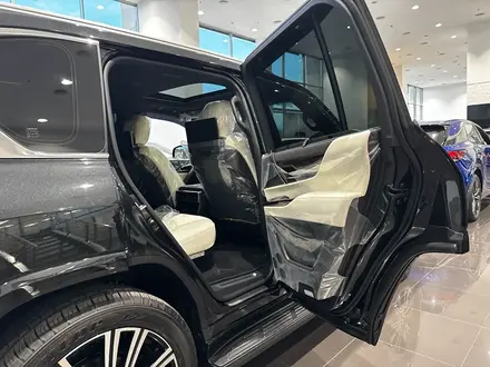 Lexus LX 600 Luxury+ 2025 года за 90 890 000 тг. в Алматы – фото 17