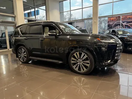 Lexus LX 600 Luxury+ 2025 года за 90 890 000 тг. в Алматы – фото 4