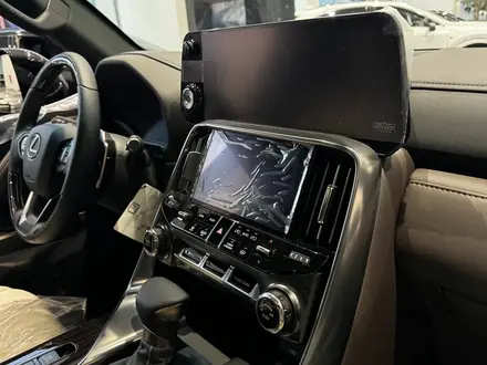 Lexus LX 600 Luxury+ 2025 года за 90 890 000 тг. в Алматы – фото 12