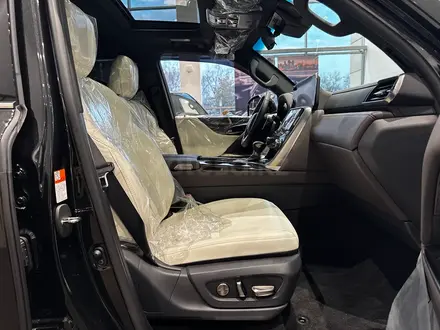 Lexus LX 600 Luxury+ 2025 года за 90 890 000 тг. в Алматы – фото 6
