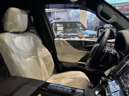 Lexus LX 600 Luxury+ 2025 года за 90 890 000 тг. в Алматы – фото 10