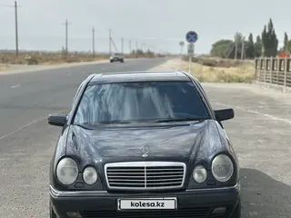 Mercedes-Benz E 280