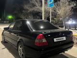 Mercedes-Benz C 180 1995 года за 1 100 000 тг. в Жанаозен – фото 2