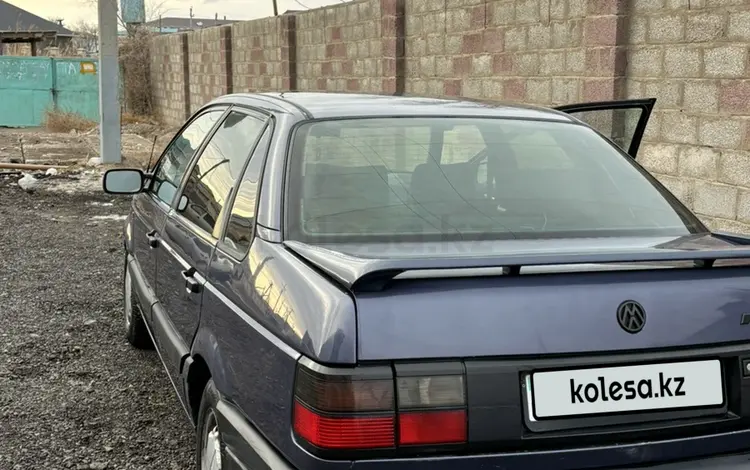 Volkswagen Passat 1993 годаfor1 000 000 тг. в Шиели