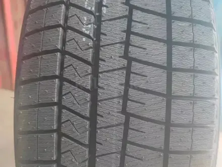 Dunlop SP Winter Maxx WM01 235/50 R21 за 250 000 тг. в Атырау – фото 3