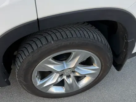 Toyota Highlander 2015 года за 11 000 000 тг. в Атырау – фото 10