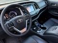 Toyota Highlander 2015 года за 11 000 000 тг. в Атырау – фото 5