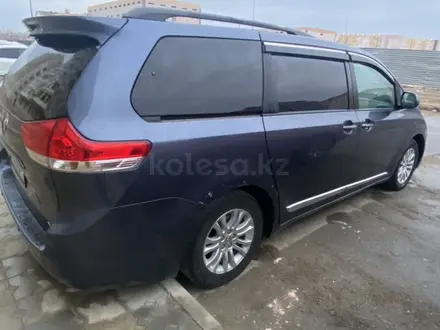 Toyota Sienna 2013 года за 12 000 000 тг. в Актау – фото 4