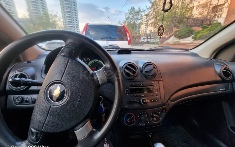 Chevrolet Aveo 2018 годаүшін2 800 000 тг. в Алматы