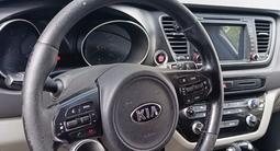 Kia Carnival 2014 года за 8 950 000 тг. в Алматы – фото 5