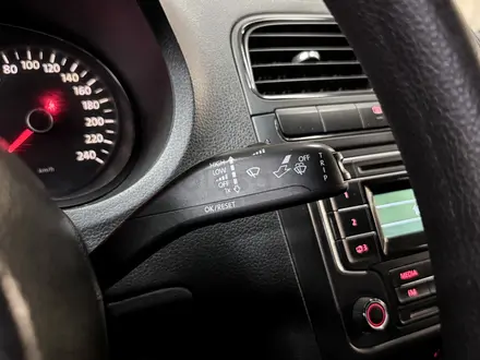 Volkswagen Polo 2013 года за 3 490 000 тг. в Алматы – фото 15