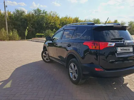 Toyota RAV4 2015 года за 12 660 000 тг. в Уральск – фото 6