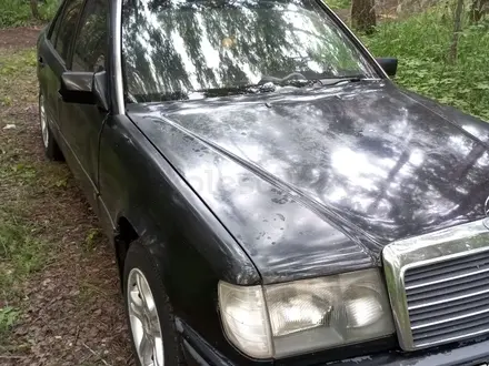 Mercedes-Benz E 200 1990 года за 1 200 000 тг. в Петропавловск – фото 3