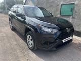 Toyota RAV4 2021 года за 15 000 000 тг. в Караганда – фото 2