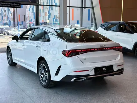Kia K5 Premium 2026 года за 15 990 000 тг. в Астана – фото 10