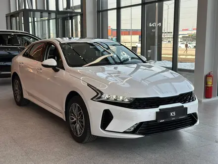 Kia K5 Premium 2026 года за 15 990 000 тг. в Астана – фото 7