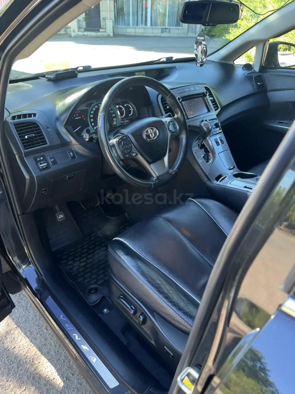Toyota Venza, 2012