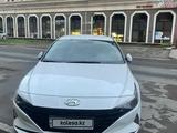 Hyundai Elantra 2022 года за 10 150 000 тг. в Астана – фото 3