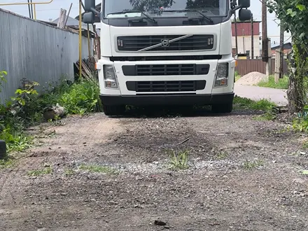Volvo 2010 года за 24 000 000 тг. в Алматы – фото 2