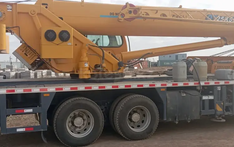 XCMG  QAY25 2022 года за 47 000 000 тг. в Астана