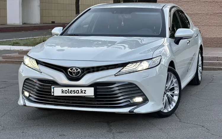 Toyota Camry 2019 годаүшін13 200 000 тг. в Павлодар
