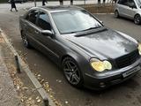 Mercedes-Benz C 320 2001 года за 3 300 000 тг. в Астана