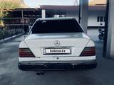 Mercedes-Benz E 220 1991 годаүшін1 250 000 тг. в Шымкент – фото 2