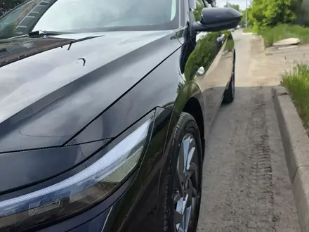 Hyundai Elantra 2023 года за 9 200 000 тг. в Караганда – фото 11