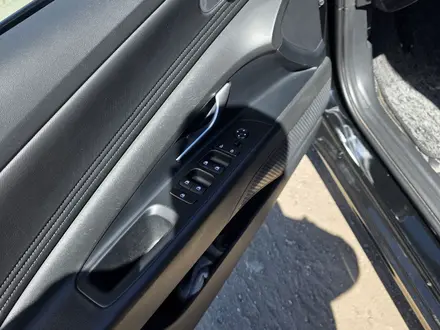 Hyundai Elantra 2023 года за 9 200 000 тг. в Караганда – фото 17