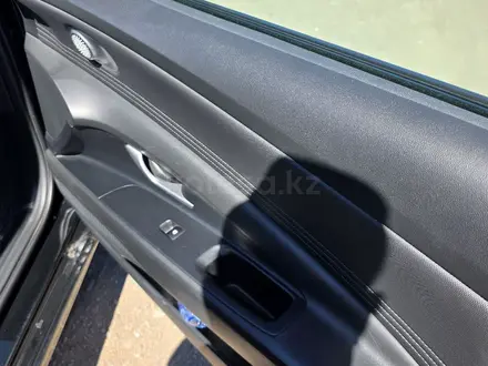 Hyundai Elantra 2023 года за 9 200 000 тг. в Караганда – фото 25