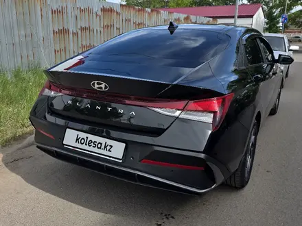 Hyundai Elantra 2023 года за 9 200 000 тг. в Караганда – фото 6